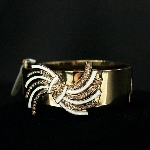 FLOURISH HINGED BOW CUFF BRACELET - JBTCW1 - Picture 1 of 5